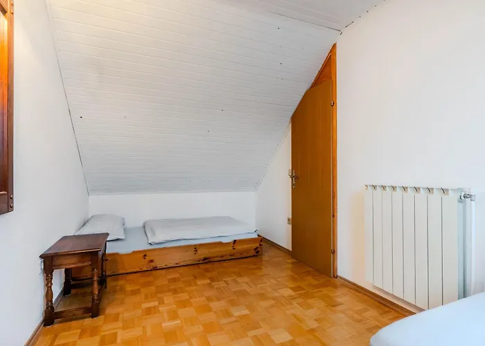 דירה Mija Krotica