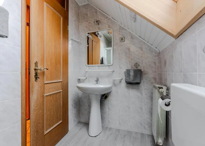 Mija Διαμέρισμα *